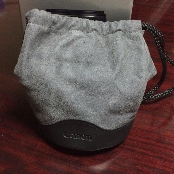 Canon EF35F2 IS USM  ほぼ新品