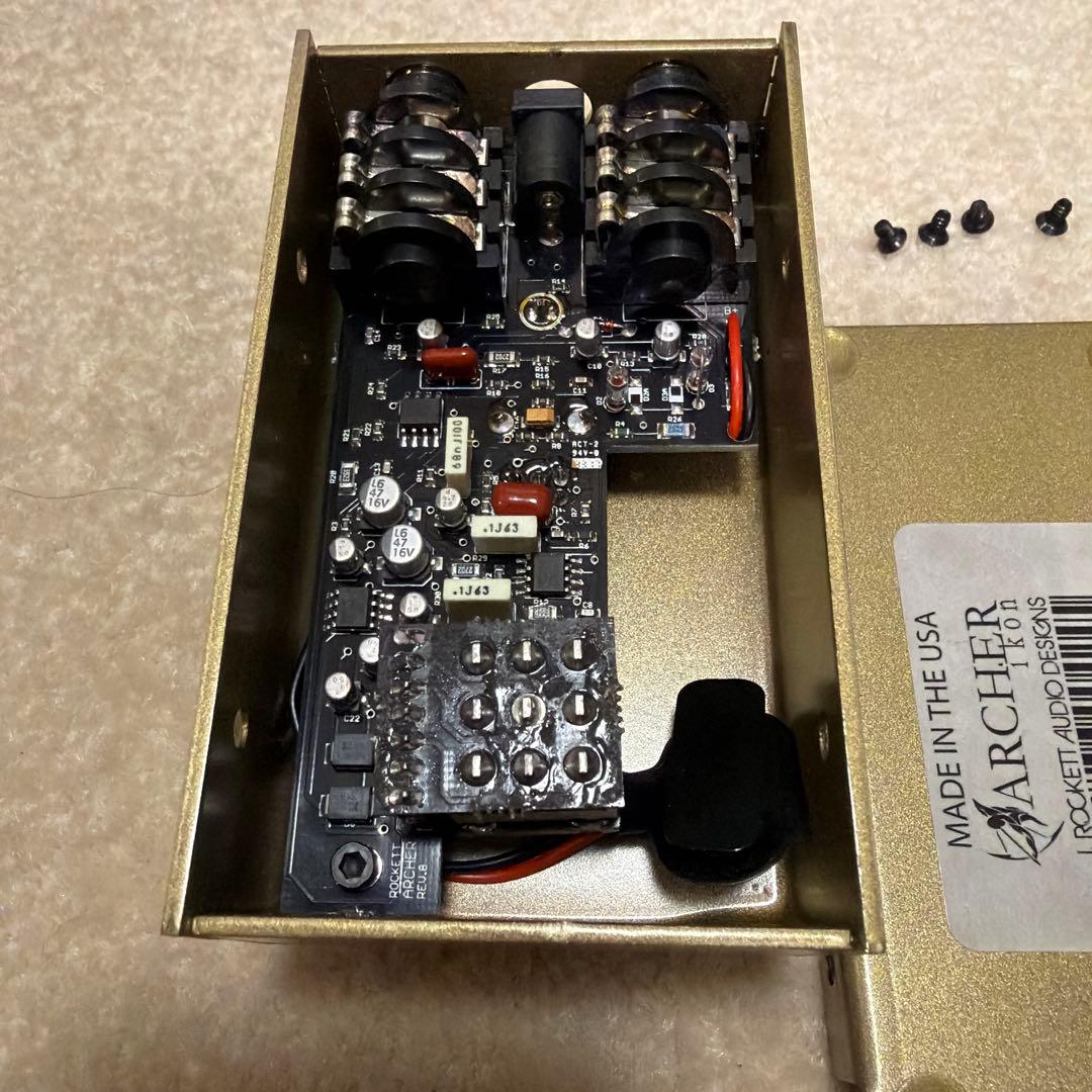 ギター J. Rockett Audio Designs. ARCHER Ikon