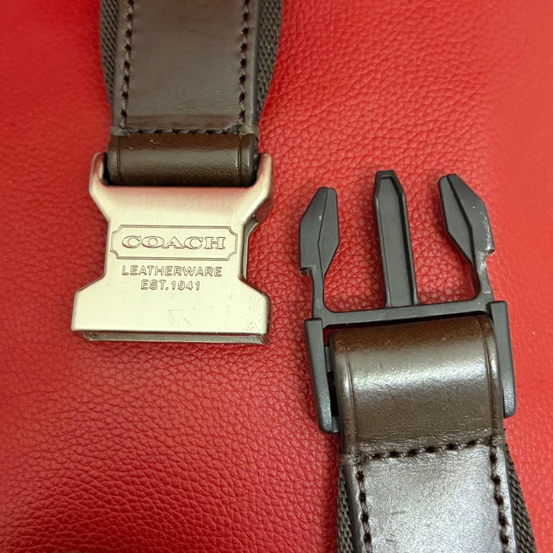 COACH トンプソン ボディバッグ レッドレザー希少カラー！