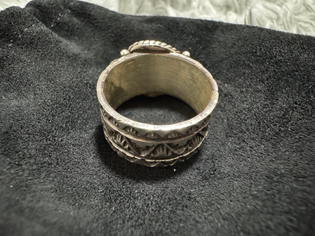 NAVAJO J.O Whiteキングマンターコイズリング17号