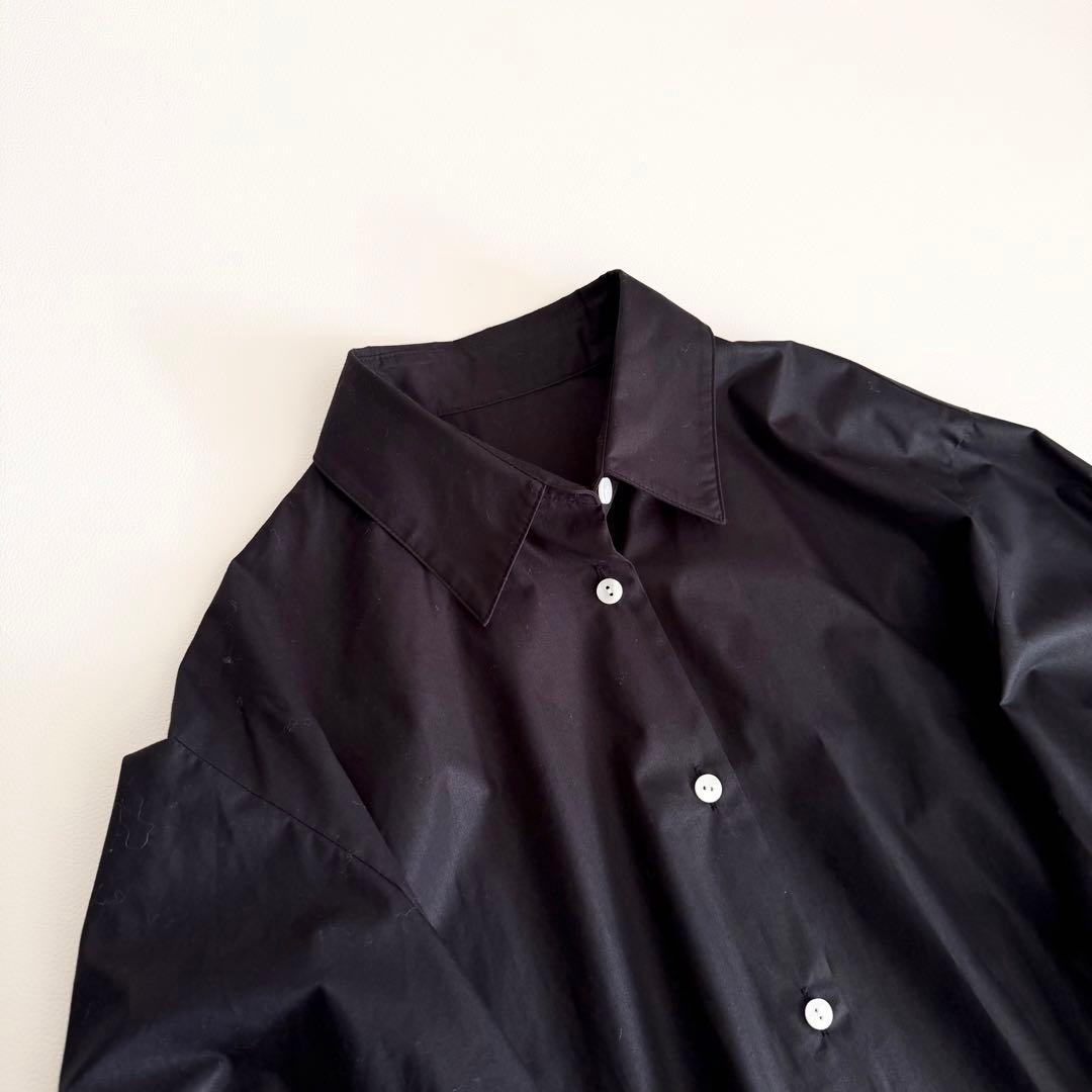 リムアーク　ブラック長袖シャツ ギャザー入り