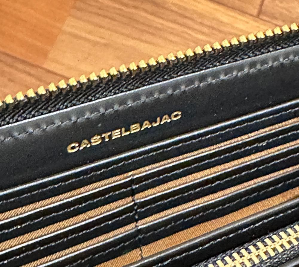 カステルバジャック ラウンド長財布　新品未使用　ブラック　￥16,500-