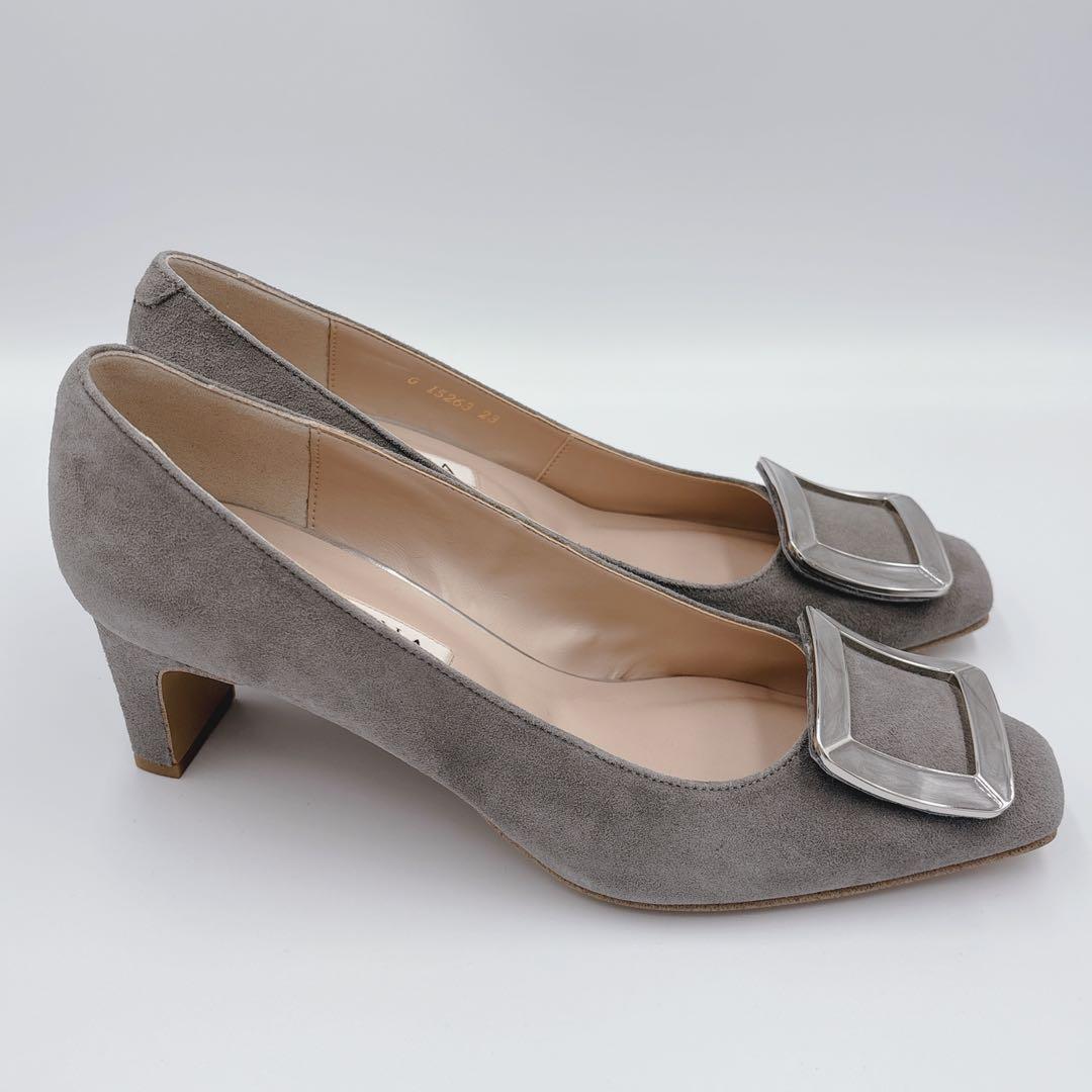 【新品】DIANA グレー スクエアトゥ スクエアバックル　パンプス　スエード