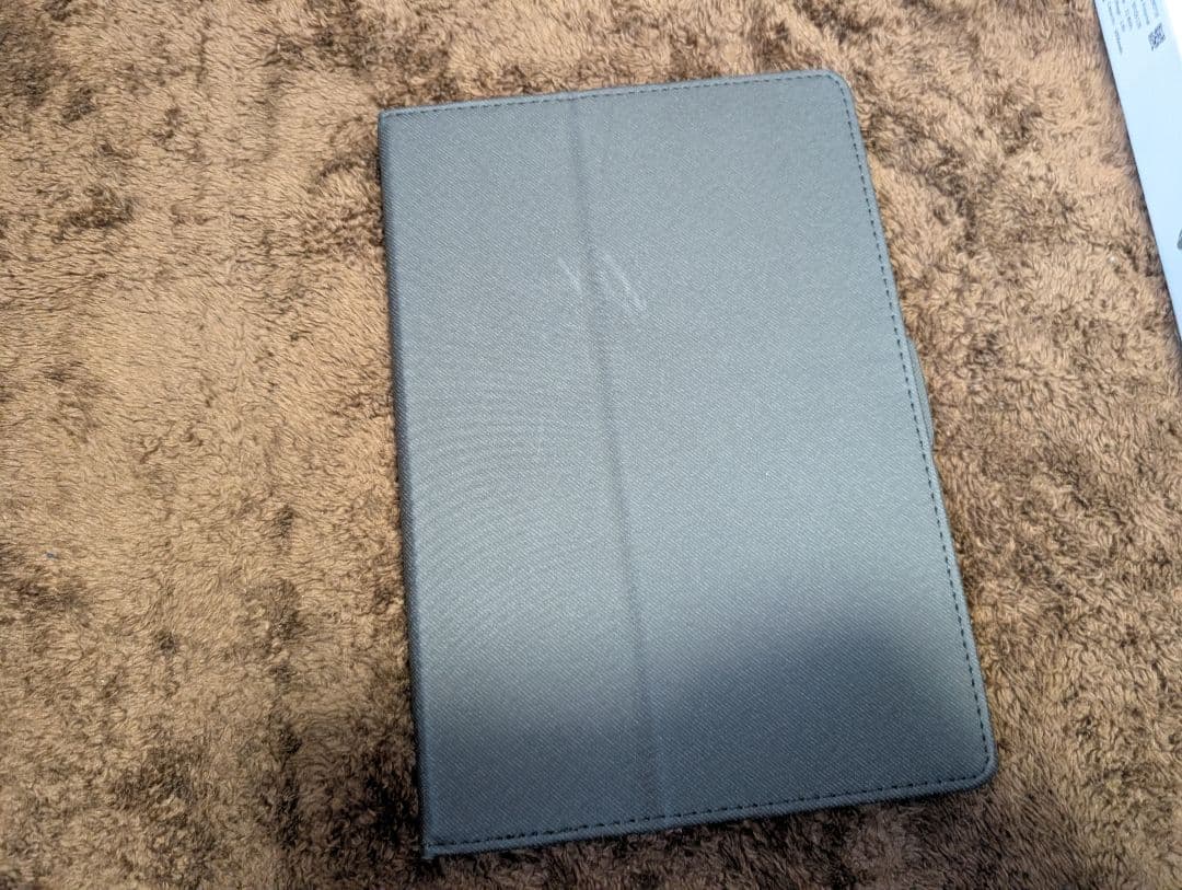 BMAX MaxPad I11 Plusタブレット(ケース付き)