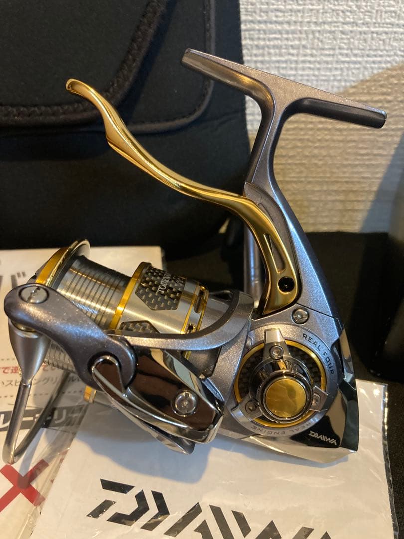 ⭐*)様 ダイワ 12 トーナメント ISO 2500HLBD