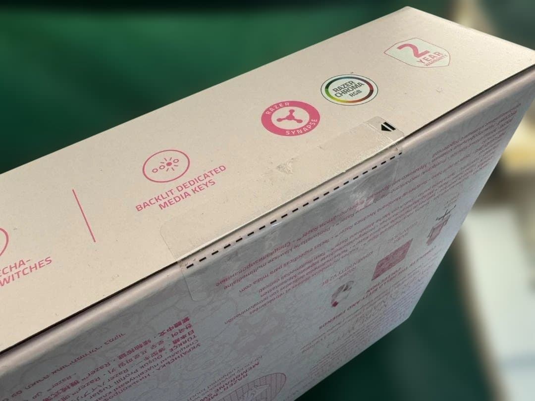 Razer Ornata V3 サンリオコラボ キーボード