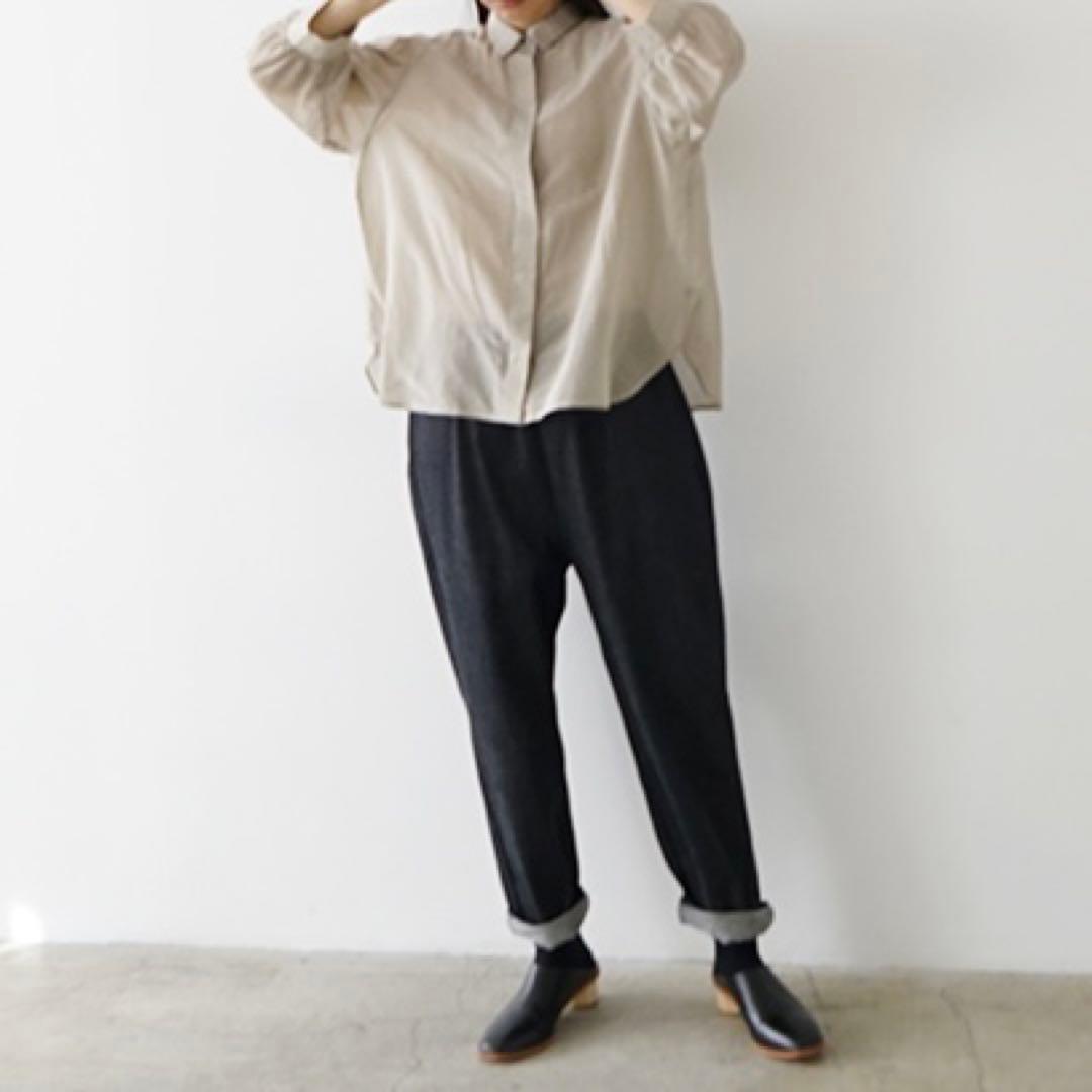 Mochi モチ denim tapered easy pants 岡山デニム