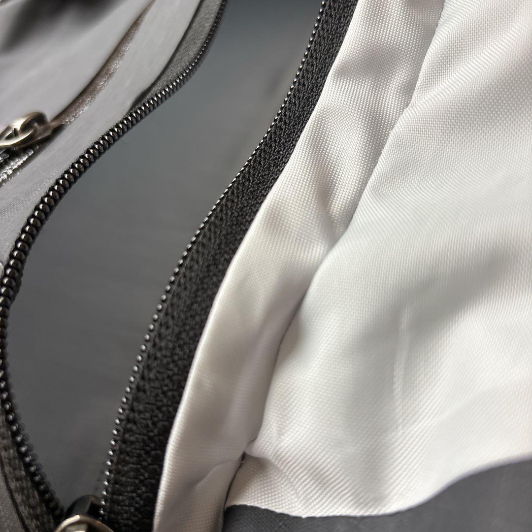 最終価格 ARC’TERYX granville 10 courier bag