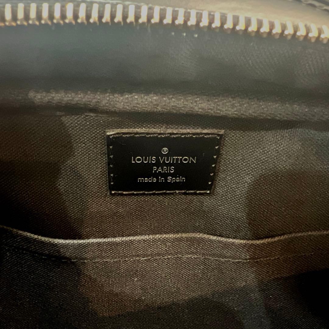 LOUIS VUITTON ダミエ グラフィットアンブレール