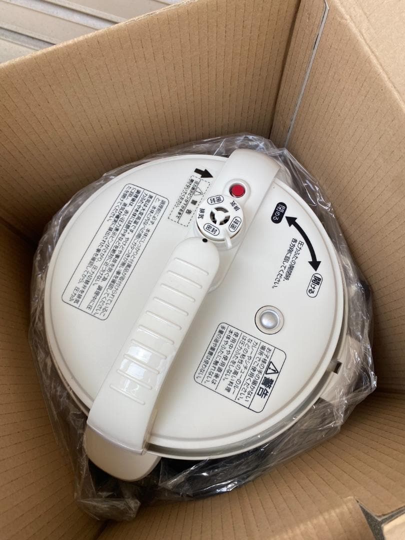 A498【新品未使用】D&S 家庭用マイコン電気圧力鍋 STL-EC01