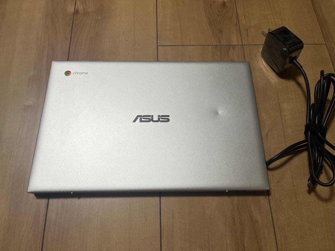ASUS Chromebook C425T 14型 ￼ 本日限定