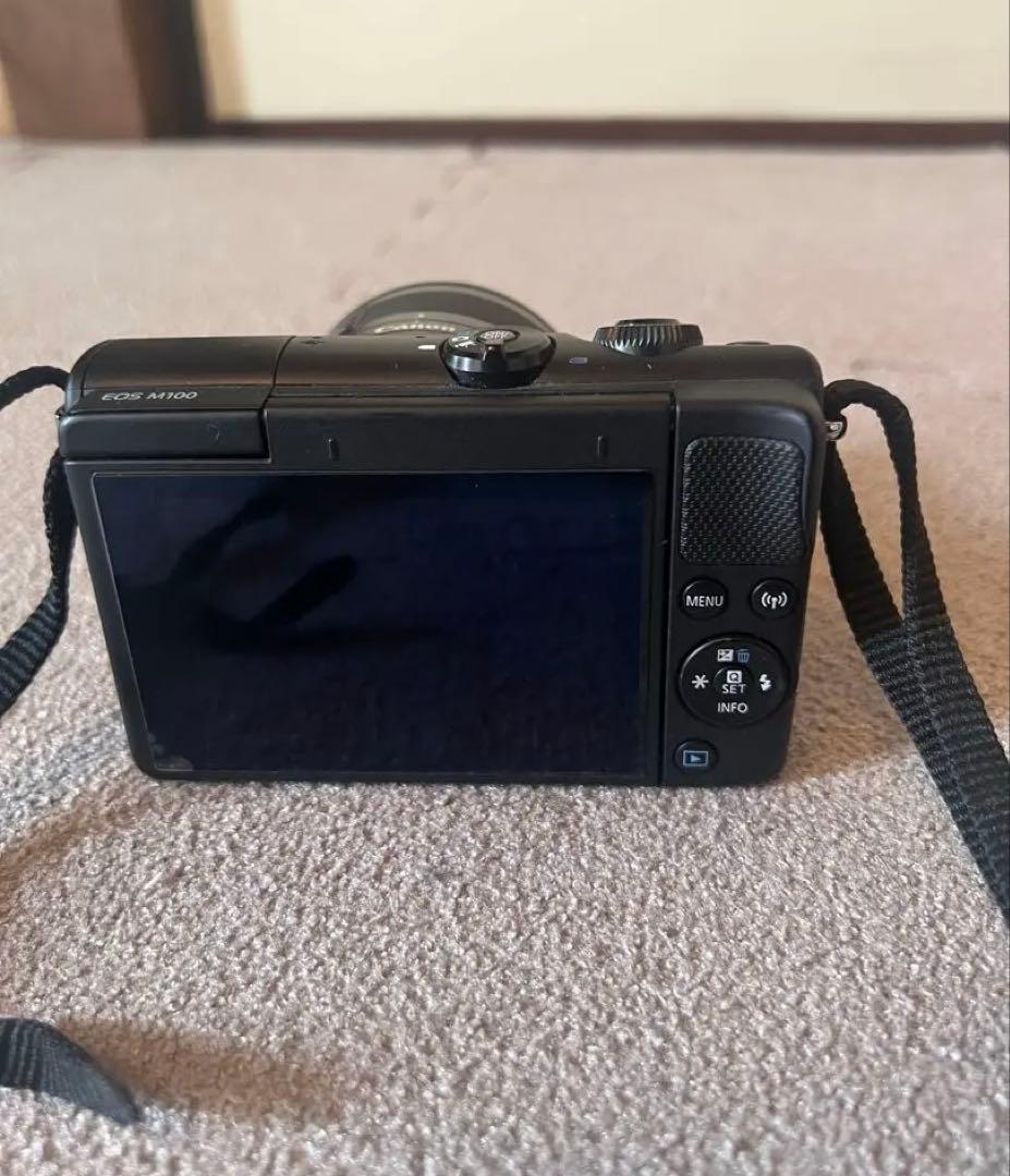 【美品】CANON キャノン EOSM100 ブラック カメラ　箱付き