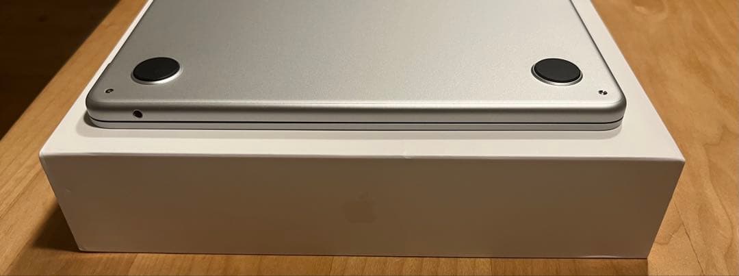 MacBookAir M2 2022 16GB 512GB 14インチ シルバー