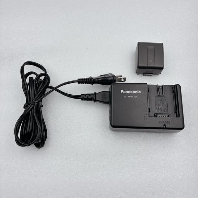 【美品】Panasonic デジタルハイビジョンビデオカメラ HDC-HS100