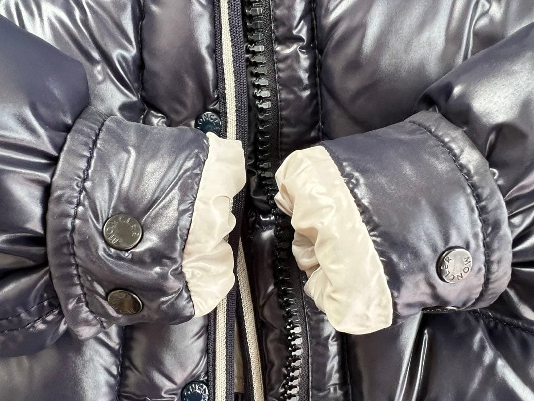 MONCLER ダウンジャケットネイビー綺麗な品物です。size1