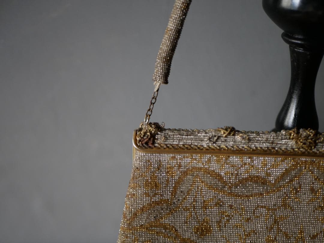 マイクロビーズ　アンティークバッグ　フランスアンティーク　アンティークのある暮ら