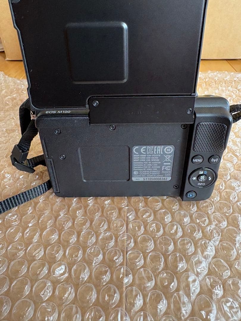 【美品】CANON EOS M100