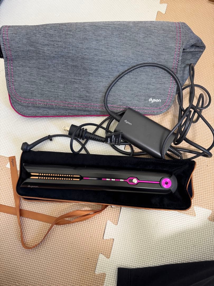 Dyson ストレートヘアアイロン HS07