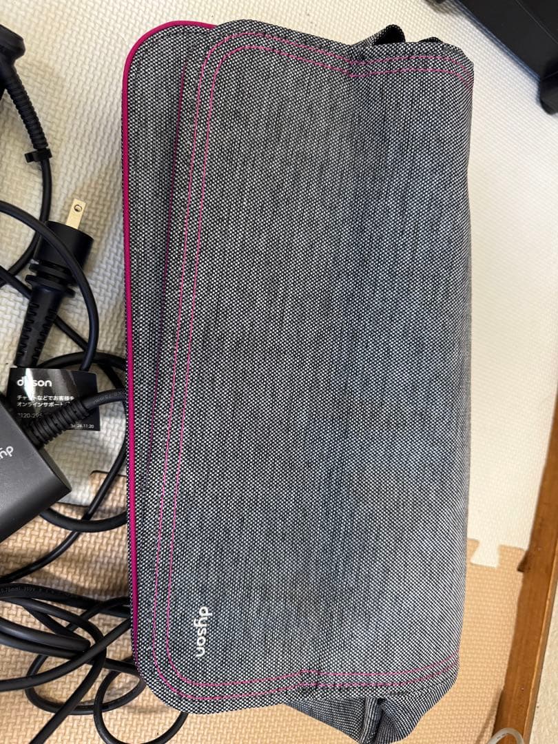 Dyson ストレートヘアアイロン HS07