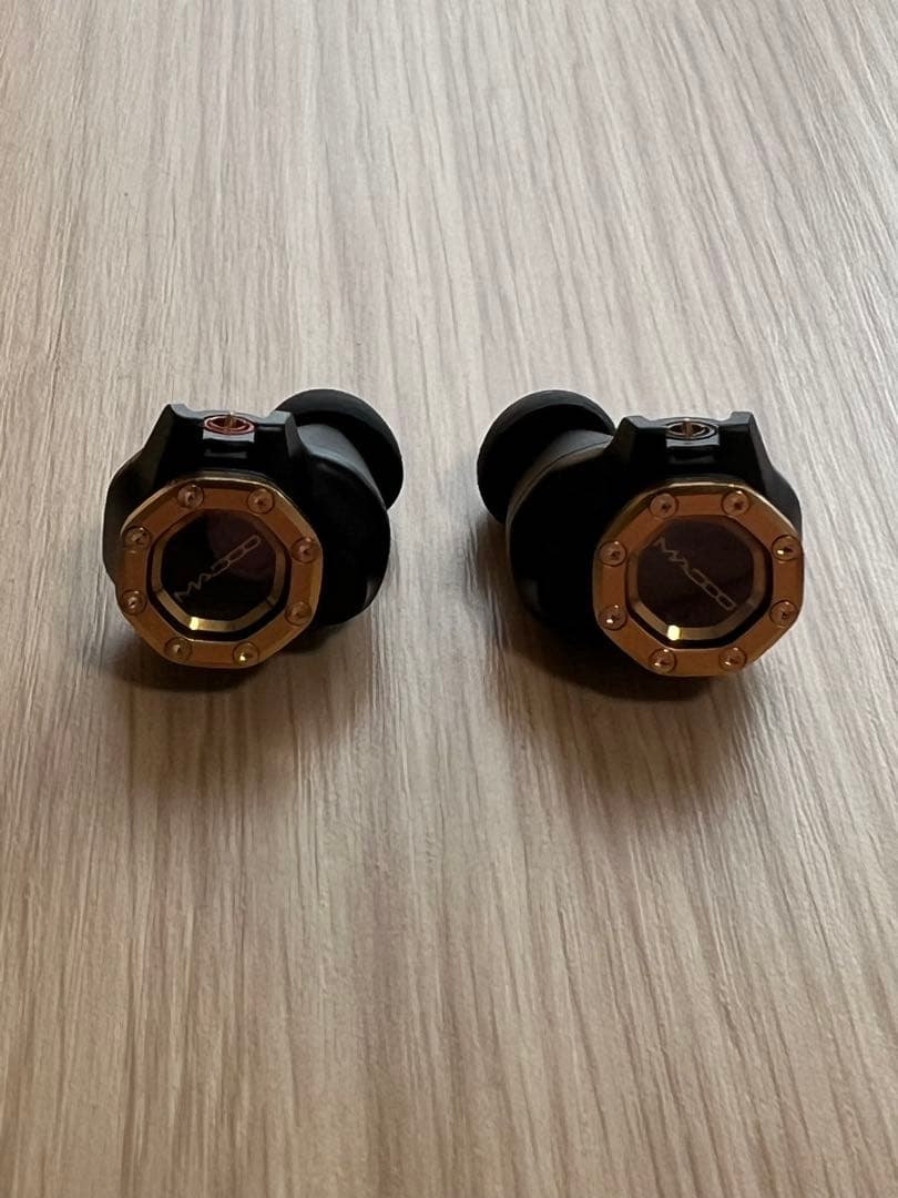 イヤホン MADOO TYP622