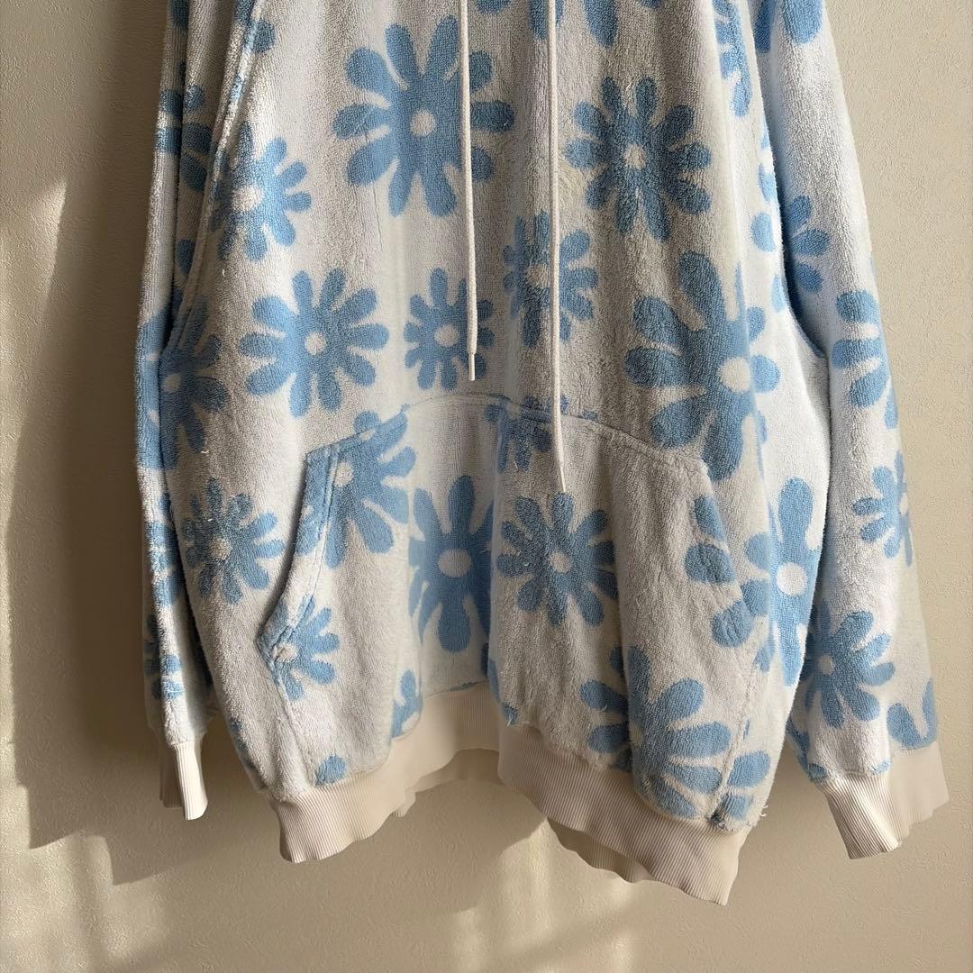 PRADA 三角プレート ロゴ入り パイル生地パーカー総柄 花柄 オーバーサイズ