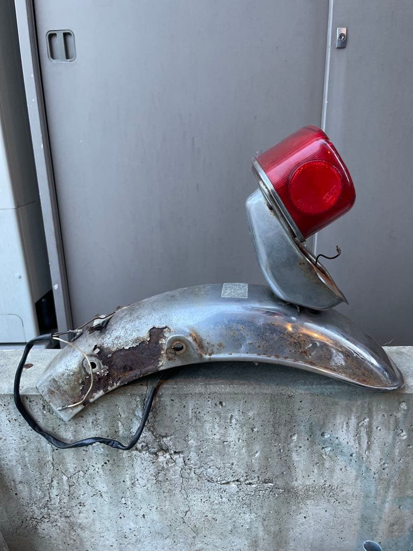 パンチ！GS400L 純正　テールカウル　ランプ　当時物　送料込み！