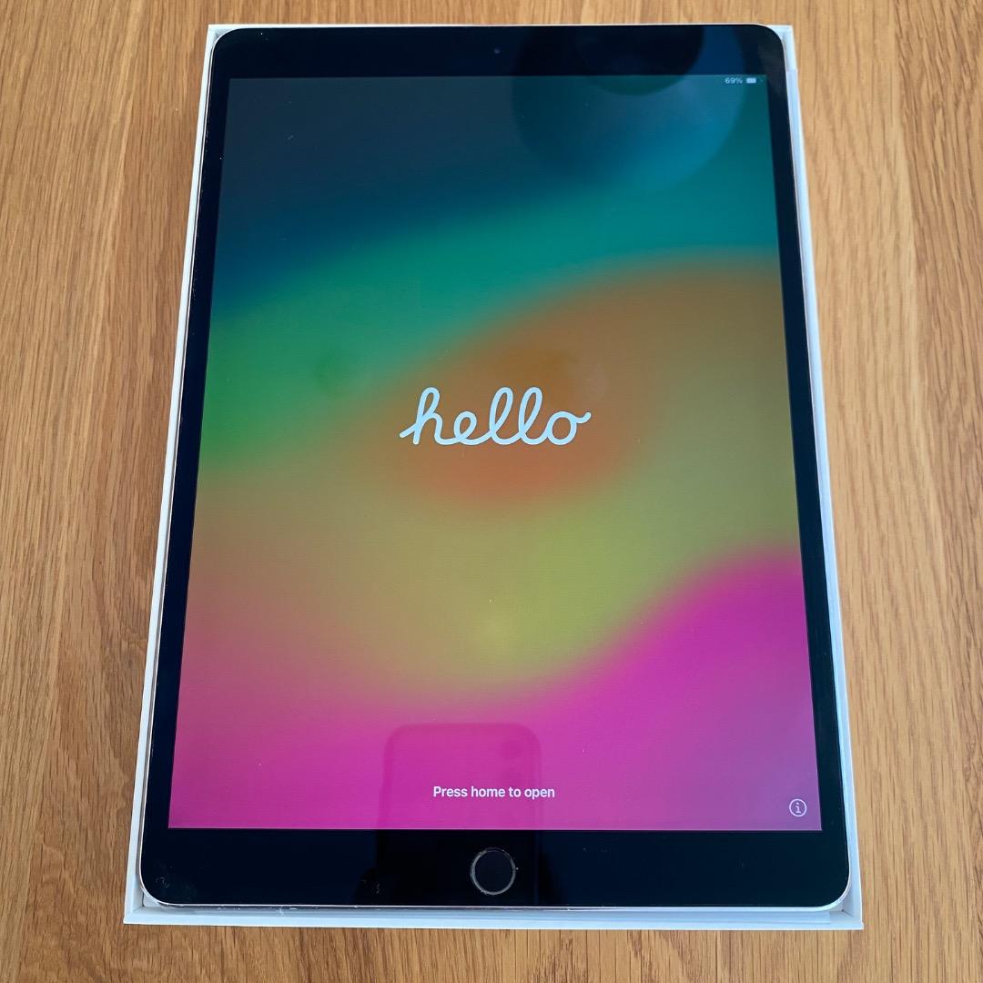 iPad Pro 10.5インチ 256GB WiFi モデル　スペースグレー