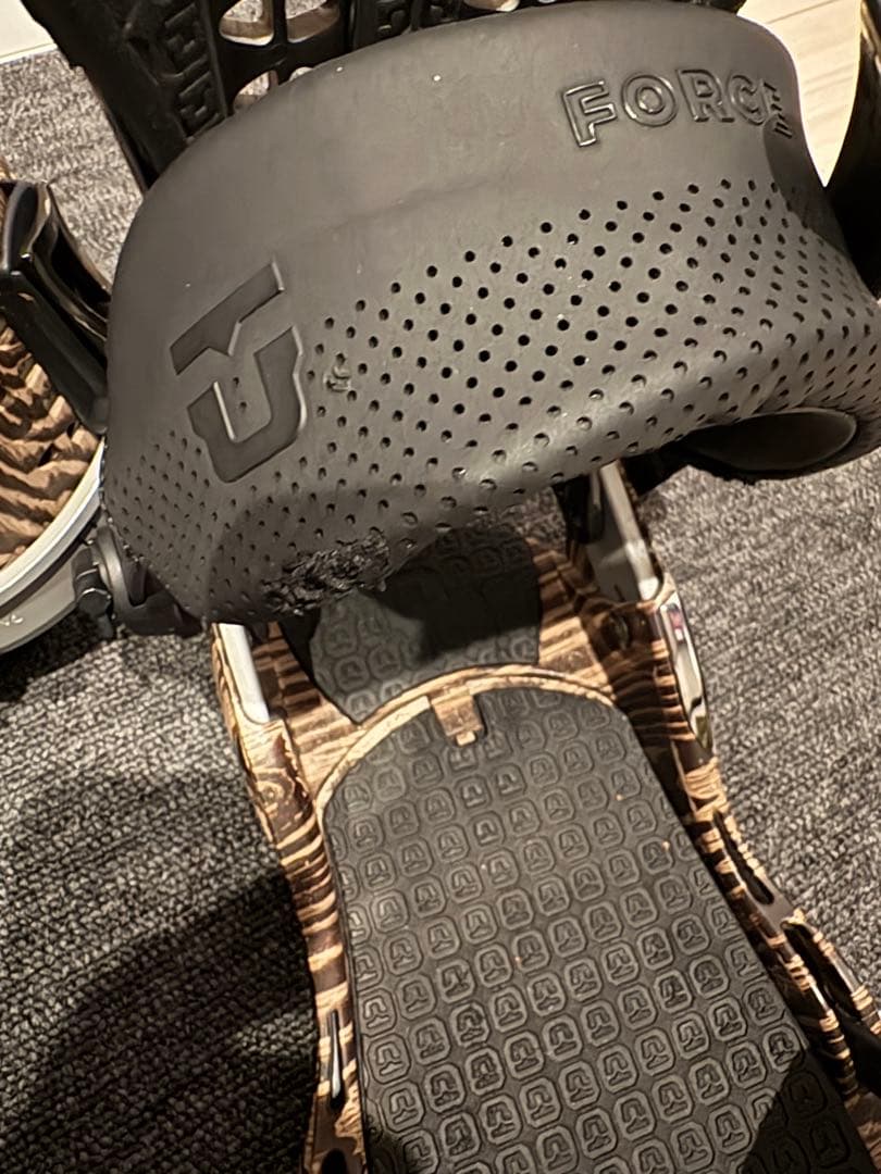 UNION フォース　スノーボード　ビンディング