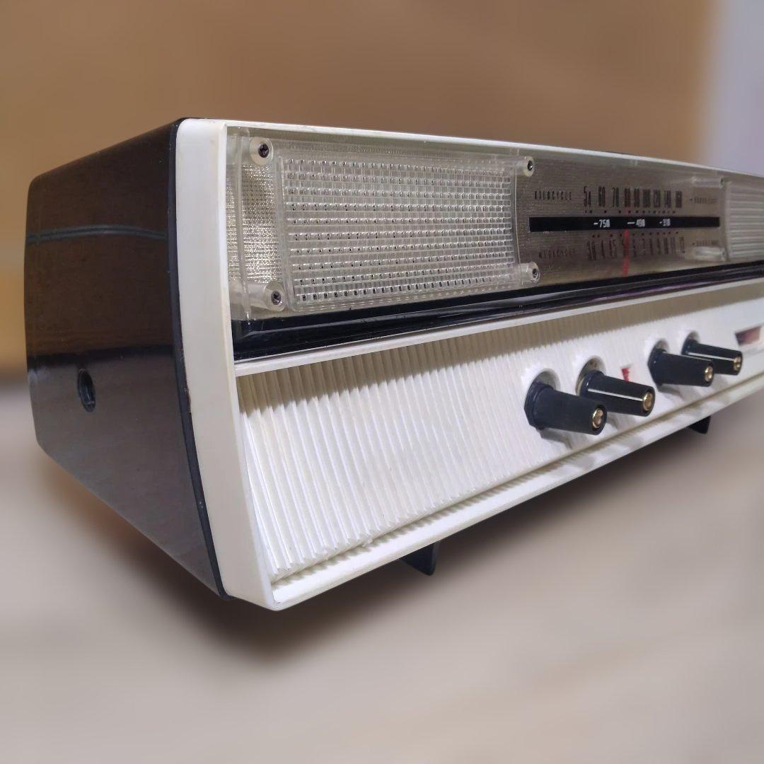 DELUXE SANYO サンヨーSF-49真空管ラジオ2スピーカー5球スーパー