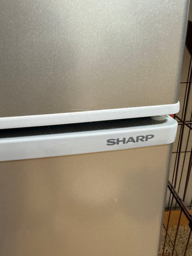 SHARP シルバー冷蔵庫 下段冷蔵室・上段冷凍室