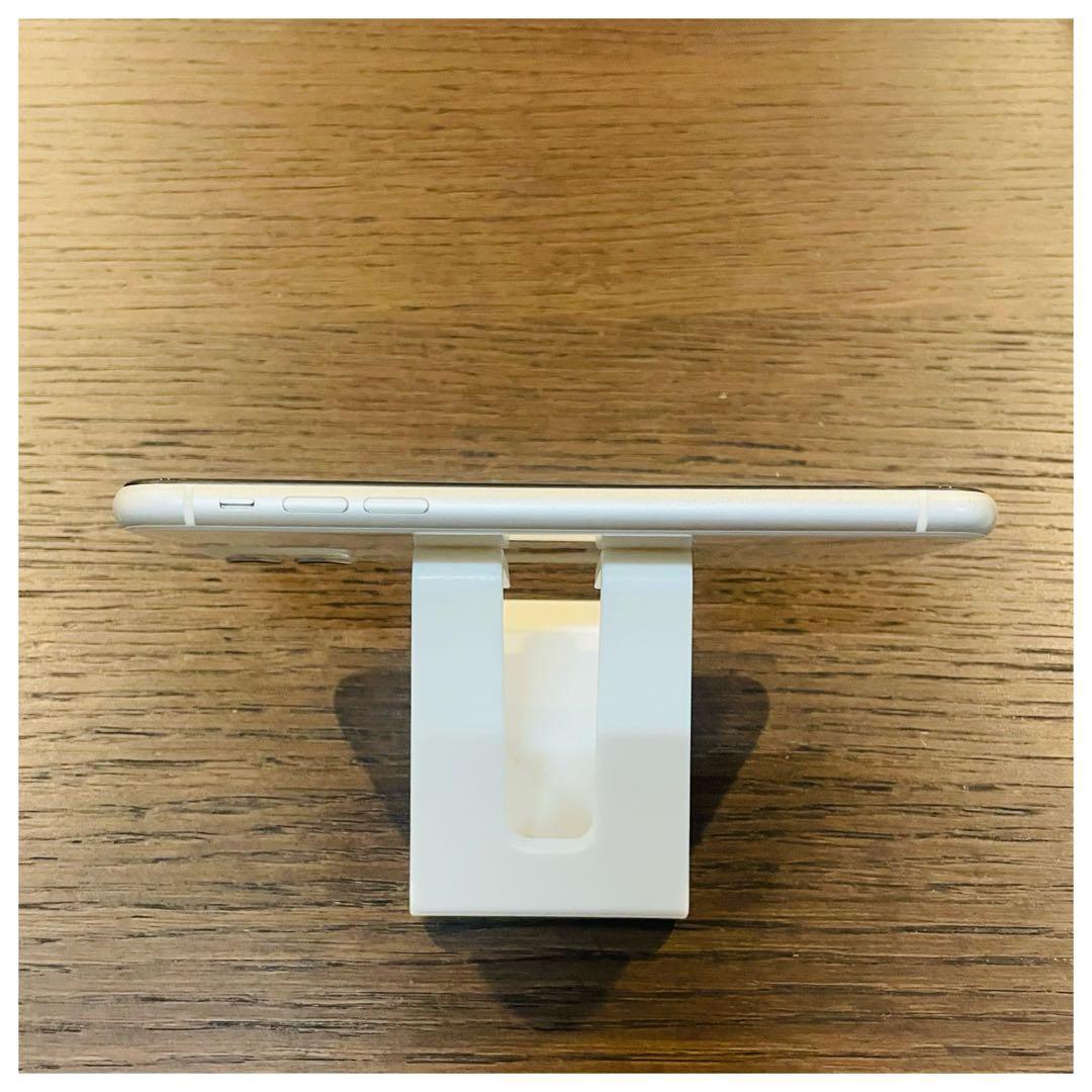 美品✨ iPhone11 本体 ホワイト 64GB SIMフリー 本体