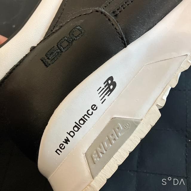 【オサム】ニューバランス M1500FB（黒） 27cm（プー151）