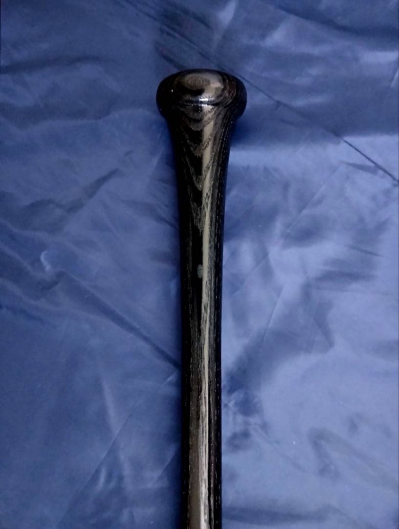 ケン・グリフィーJr 直筆サインバット　MLB の認証付き