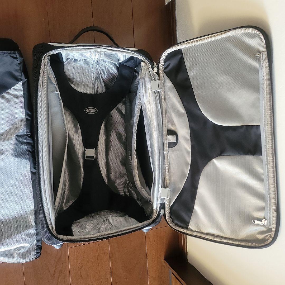 TUMI 数量限定貴重モデル　キャリーケース　ハンドル向き回転機能付き
