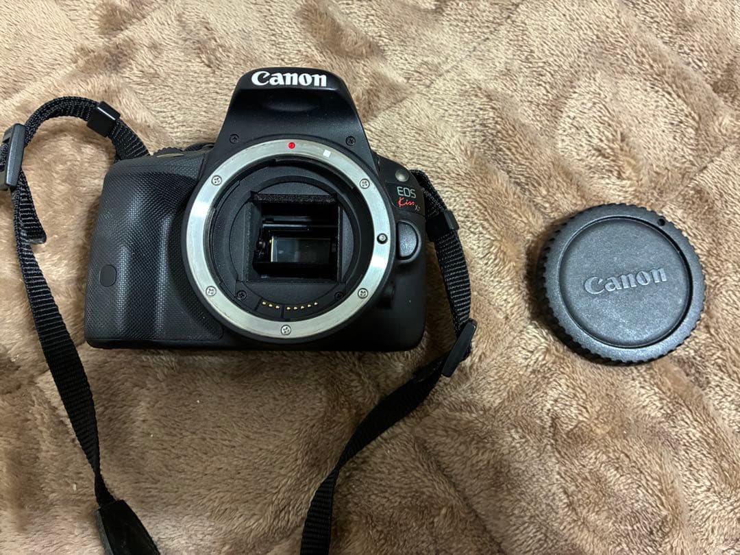 一眼レフカメラ　Canon EOS KissX7