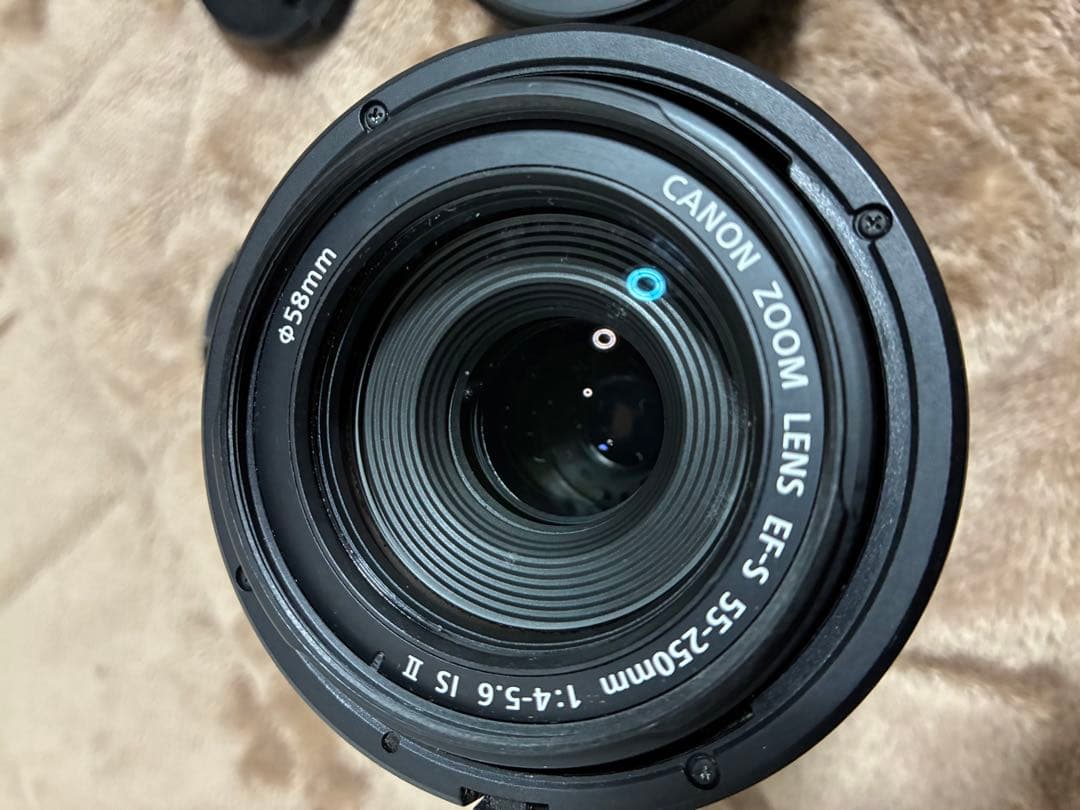 一眼レフカメラ　Canon EOS KissX7