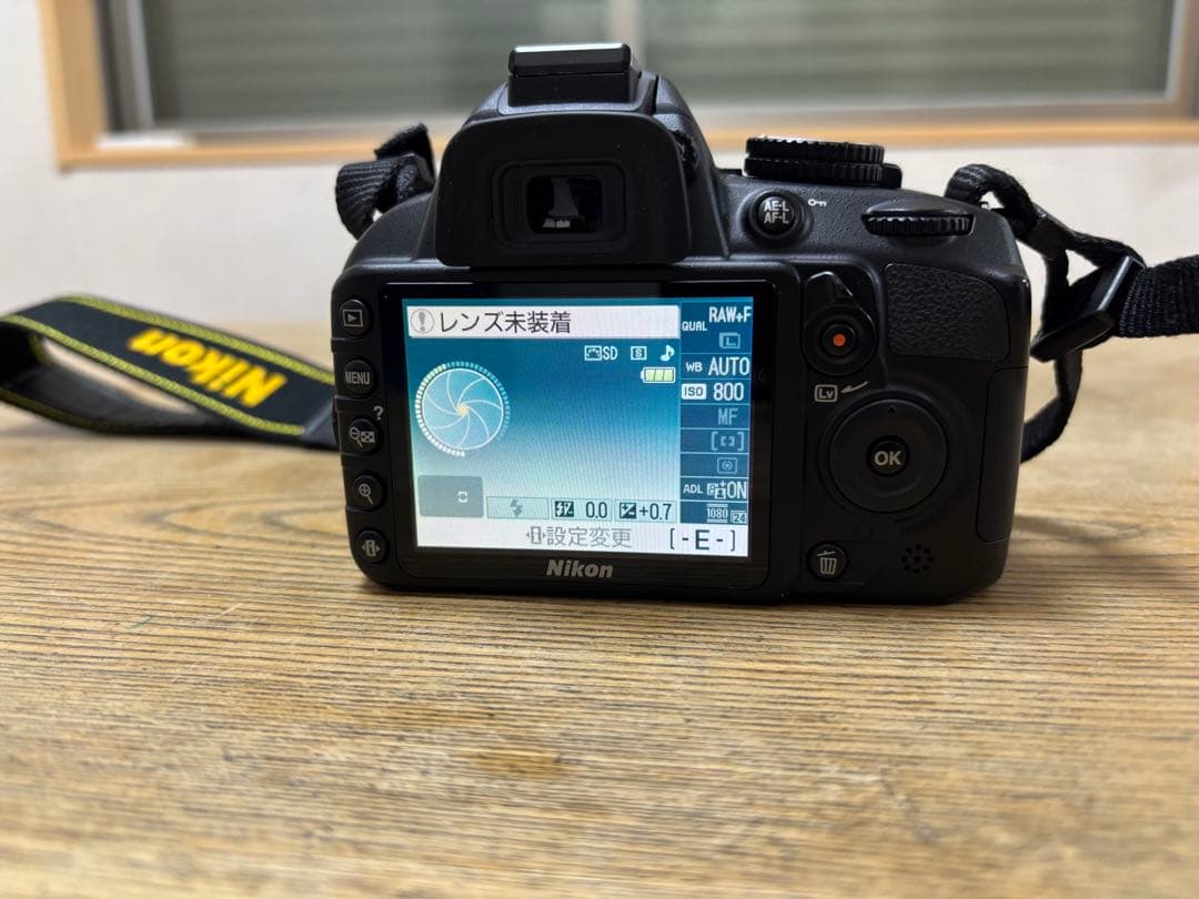 ★ Nikon D3100 デジタル一眼レフ レンズ3個セット ★ 付属品有り