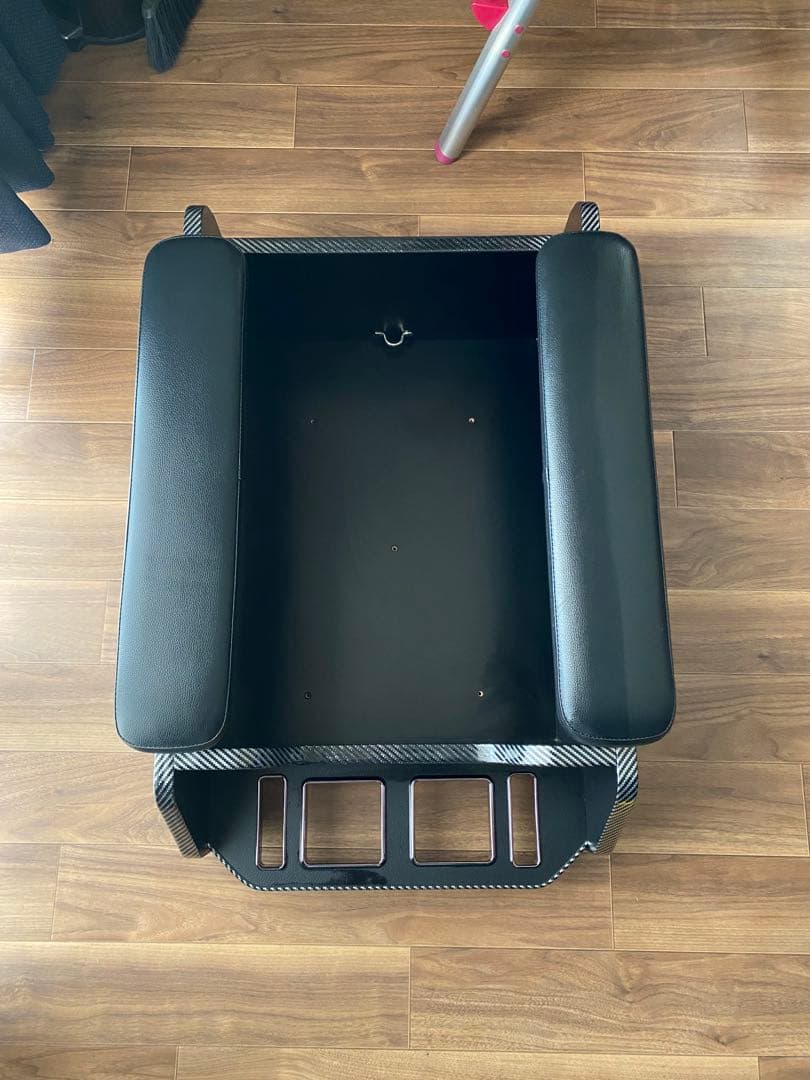 200系ハイエースワイド用コンソール