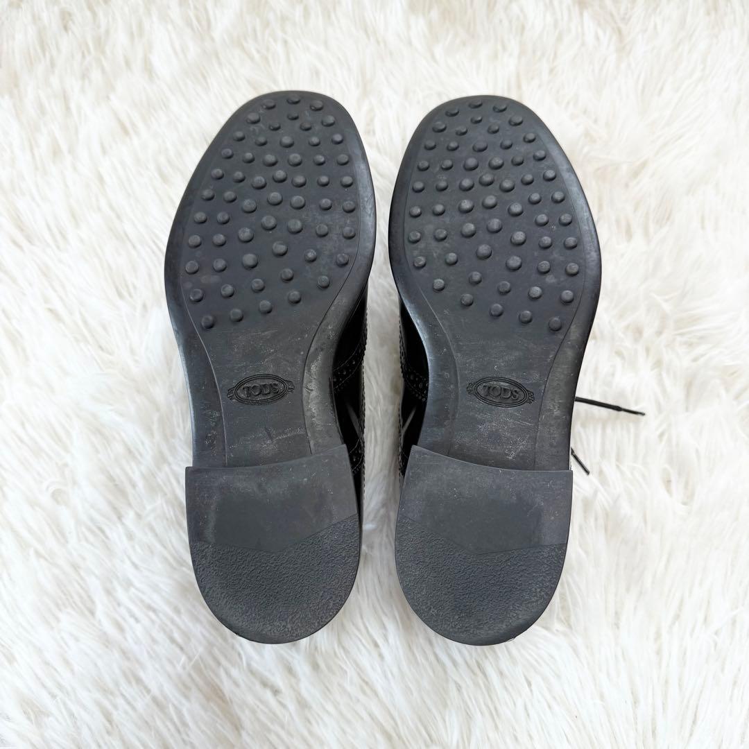 トッズ ウィングチップ オックスフォード レザーブローグ ブローギング シューズ