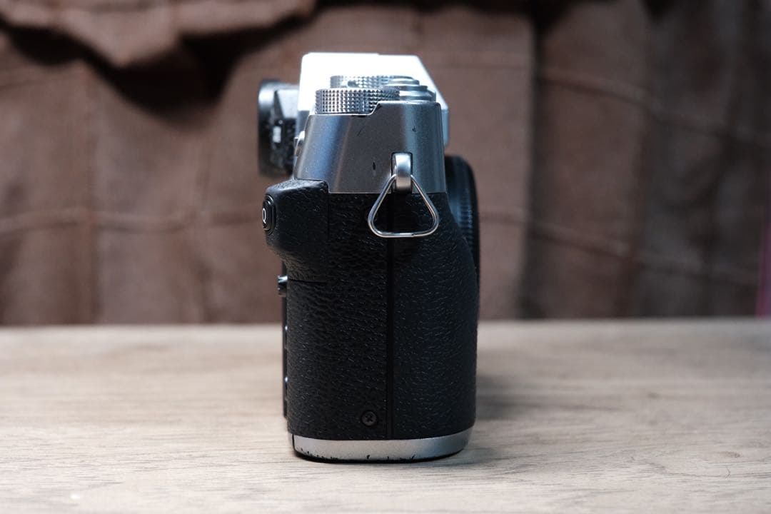 Fujifilm X-T30 ミラーレス一眼 シルバー　おまけバッテリー