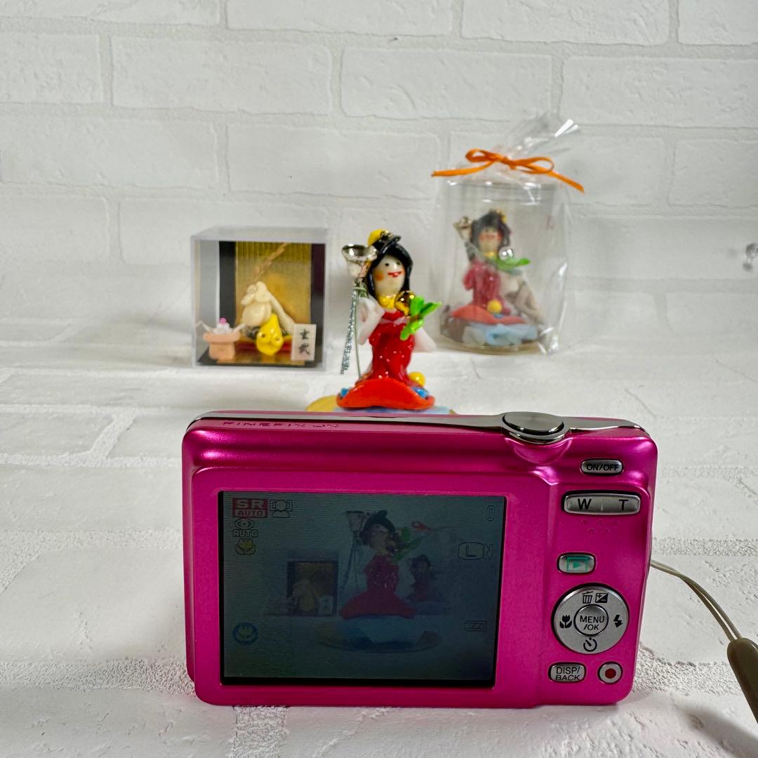 FUJIFILM　フジフィルム FINEPIX JX500 デジカメ ピンク