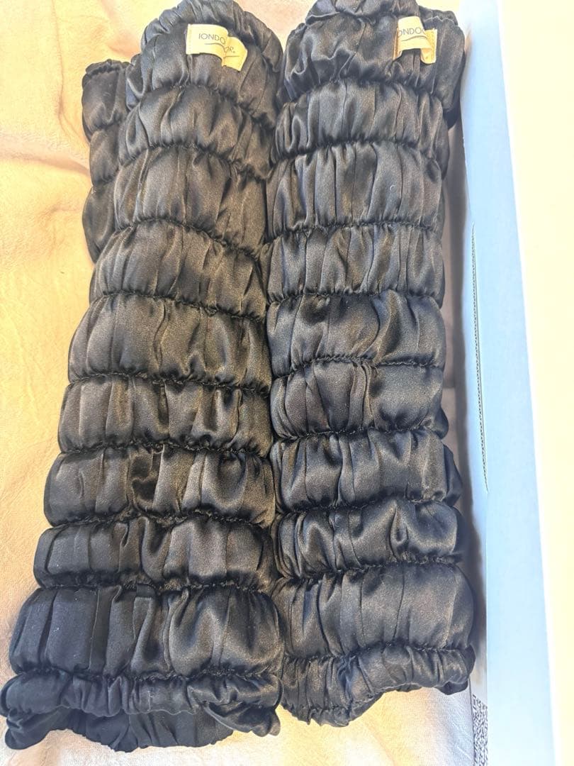 イオンドクター　シルクレッグウォーマー