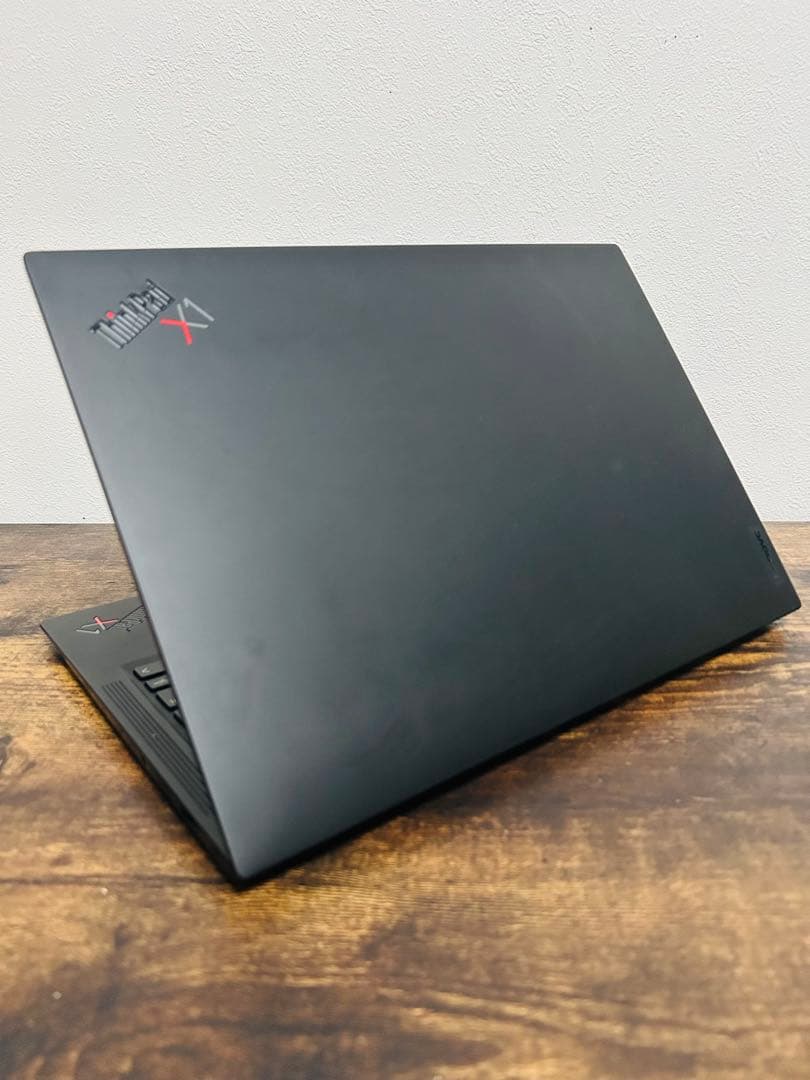 美品 ThinkPad X1 Carbon Gen10 i5 16GB オフィス