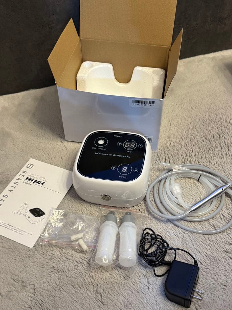 業務用吸引＆スプレー美顔器 mini pod-V