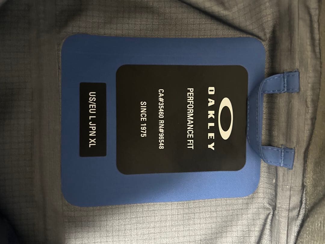 美品！OAKLEY マウンテンパーカー XL シェルジャケット　希少