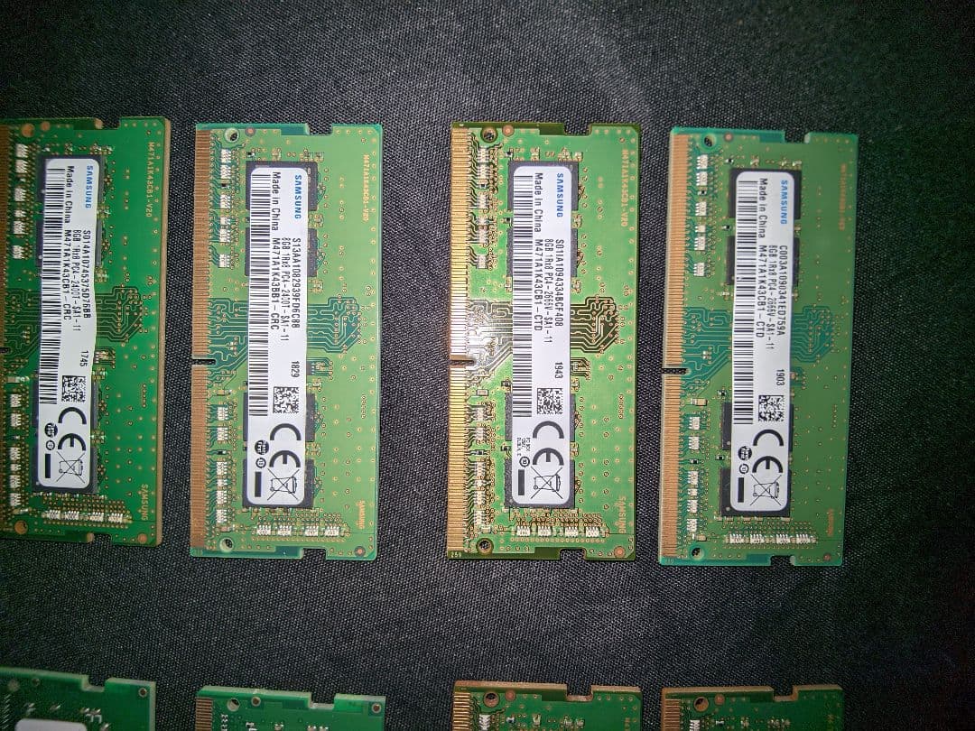MZSZM　DDR4メモリ8枚