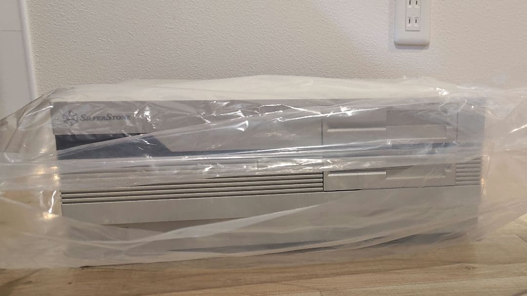 SilverStone FLP01 PCケース