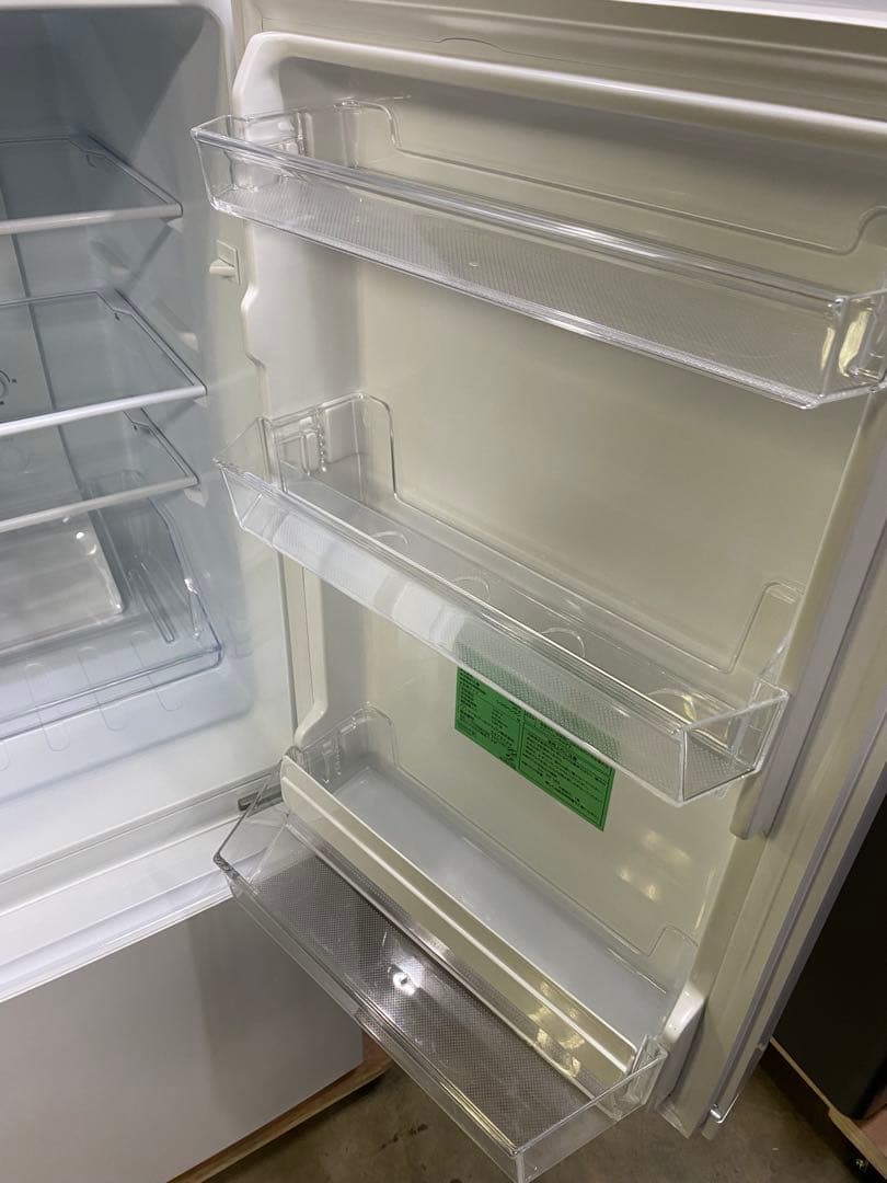 【美品】Yselectノンフロン冷凍冷蔵庫156L 2022年製YRZ-F15J