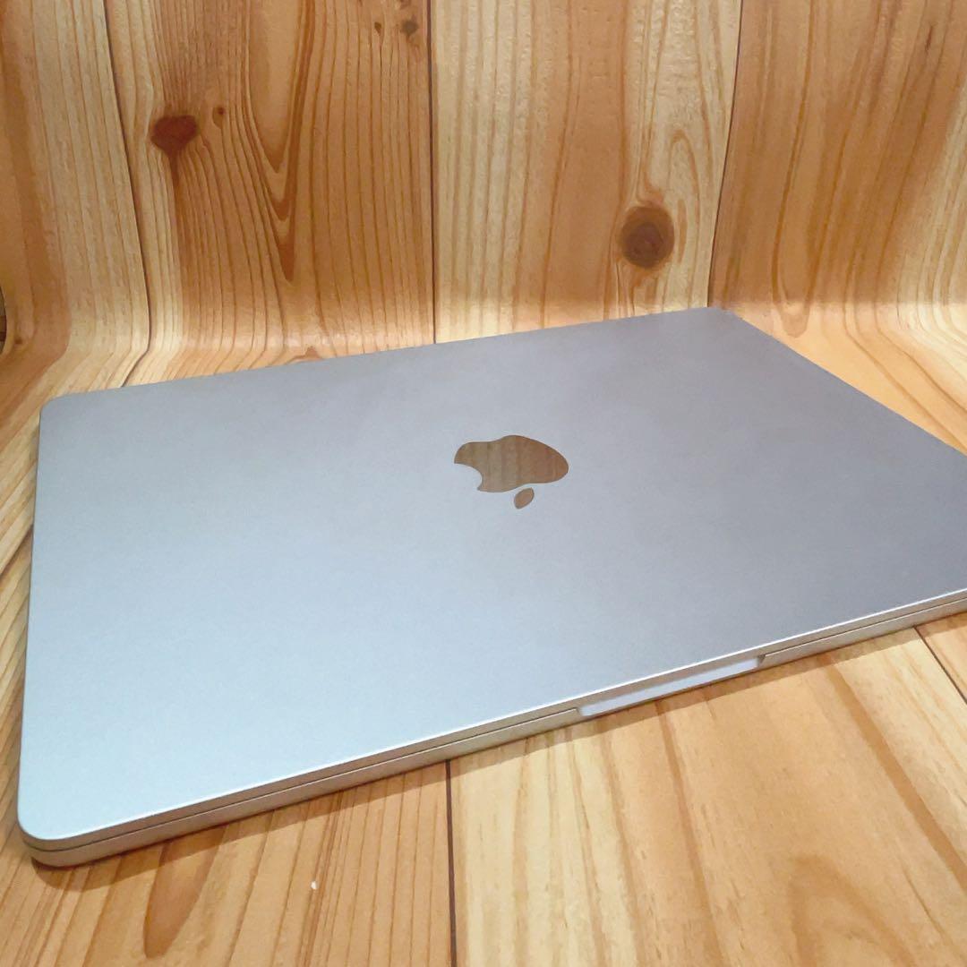 Apple MacBook Air 2022 本体 256GB 8GB 374A