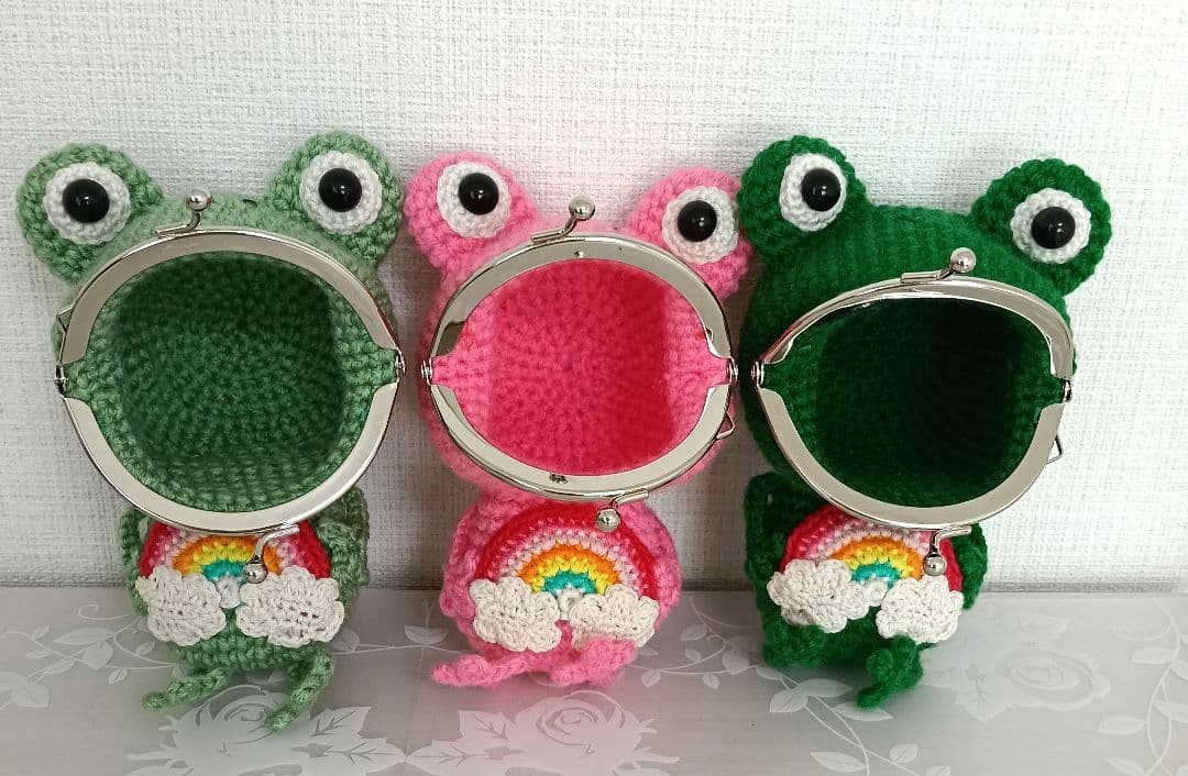 ＊ハンドメイド＊手編み がま口 あみぐるみ タコさんカエルさんリスさんポーチ♡